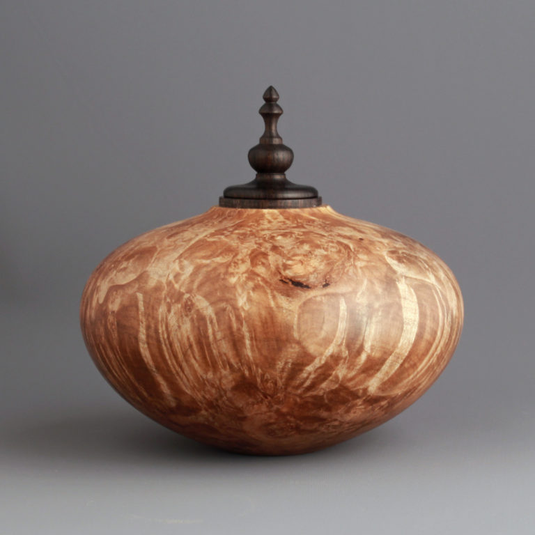 How Big of an Urn do I need? 4 important thoughts before selecting